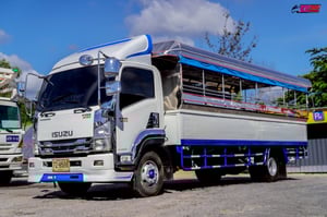 ISUZU FRR 210แรงม้า รถบรรทุก 6ล้อ สองแถว ปี2017 ISUZU FRR 210แรงม้า รถบรรทุก 6ล้อ สองแถว ปี2017