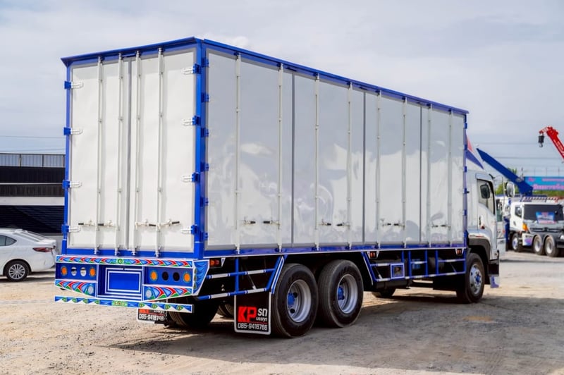 ISUZU FVM 240แรงม้า รถบรรทุก 10ล้อ ตู้แห้ง ปี2016 ISUZU FVM 240แรงม้า รถบรรทุก 10ล้อ ตู้แห้ง ปี2016