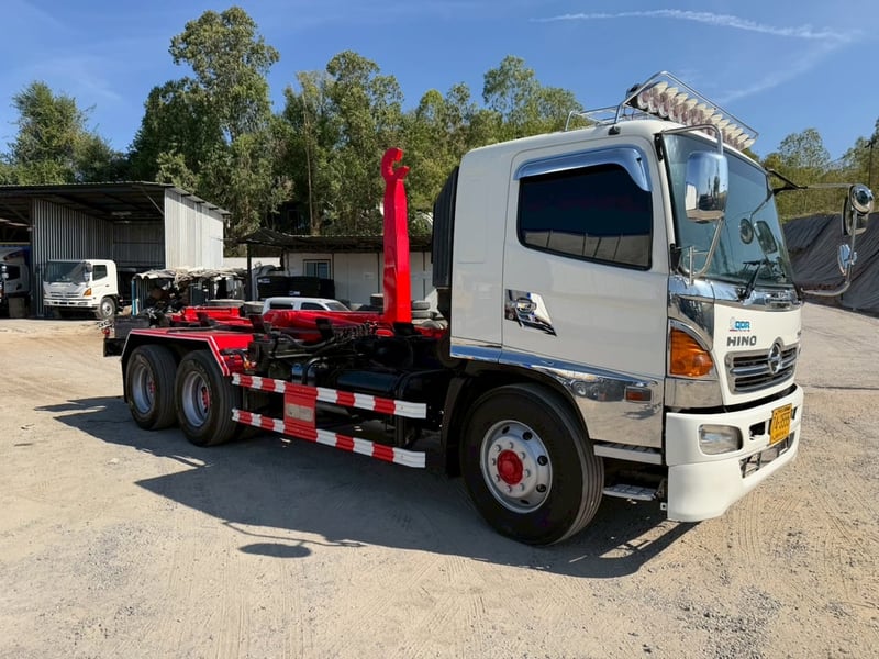 HINO FM 212แรงม้า รถบรรทุก 10ล้อ รถบรรทุกอื่นๆ ปี2013