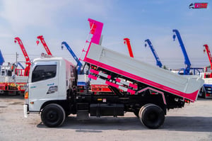 HINO FC 210แรงม้า รถบรรทุก 6ล้อ ดั้มพ์ ปี2017 HINO FC 210แรงม้า รถบรรทุก 6ล้อ ดั้มพ์ ปี2017