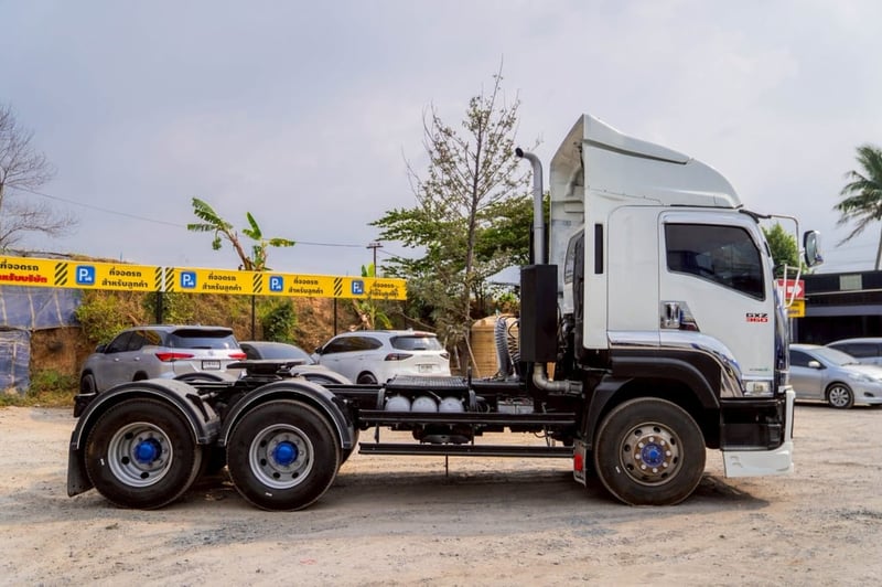 ISUZU GXZ 360แรงม้า รถบรรทุก หัวลาก 10ล้อ หัวลาก เฉพาะหัว ปี2015 ISUZU GXZ 360แรงม้า รถบรรทุก หัวลาก 10ล้อ หัวลาก เฉพาะหัว ปี2015