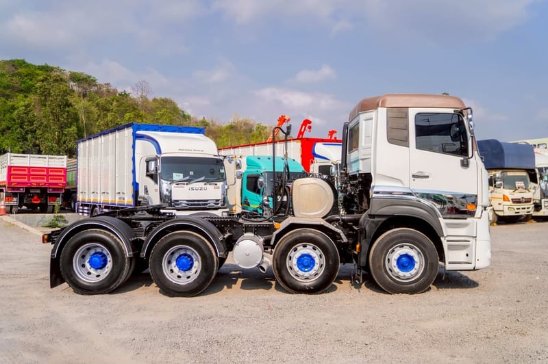 UD GWE 370แรงม้า รถบรรทุก 12ล้อ หัวลาก เฉพาะหัว ปี2020 UD GWE 370แรงม้า รถบรรทุก 12ล้อ หัวลาก เฉพาะหัว ปี2020