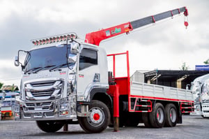 ISUZU FVM 240แรงม้า รถบรรทุก 10ล้อ กระบะเหล็กติดเครน ปี2017 ISUZU FVM 240แรงม้า รถบรรทุก 10ล้อ กระบะเหล็กติดเครน ปี2017