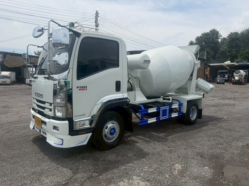 ISUZU FRR 190แรงม้า รถบรรทุก 6ล้อ โม่ผสมปูน ปี2018 เลขไมล์ 79,570 กม.
