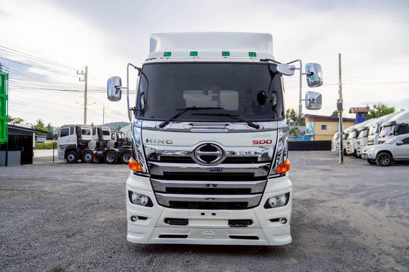 HINO FM รถบรรทุก 12ล้อ หัวลาก เฉพาะหัว ปี2016