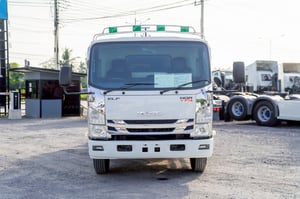 ISUZU NQR 175แรงม้า รถบรรทุก 6ล้อ บรรทุกน้ำ ปี2015
