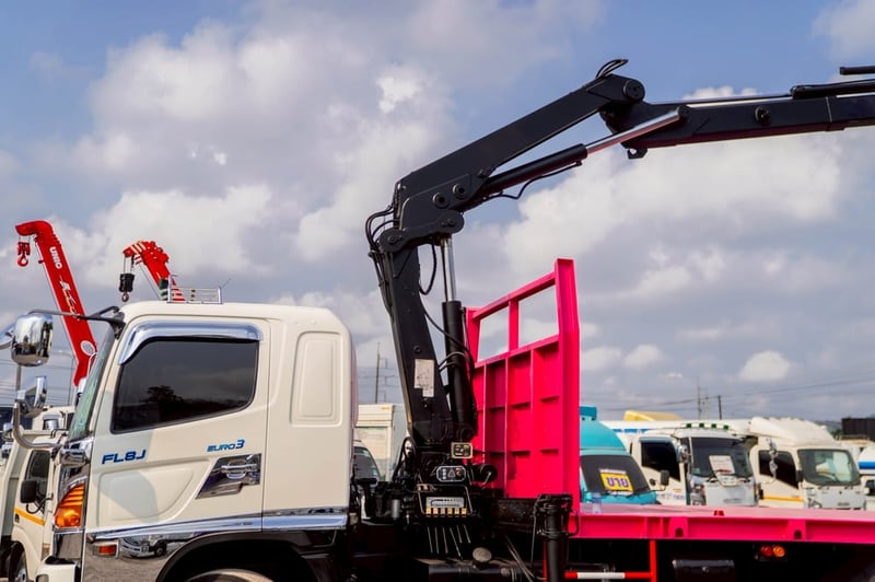 HINO FG 212แรงม้า รถบรรทุก 6ล้อ กระบะเหล็กติดเครน ปี2013 HINO FG 212แรงม้า รถบรรทุก 6ล้อ กระบะเหล็กติดเครน ปี2013