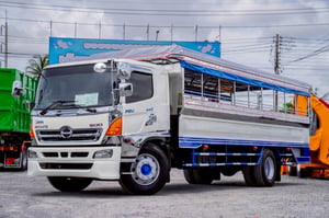 HINO FG 212แรงม้า รถบรรทุก 6ล้อ สองแถว ปี2003
