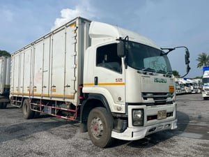 ISUZU FTR240 ตู้ 6ล้อ