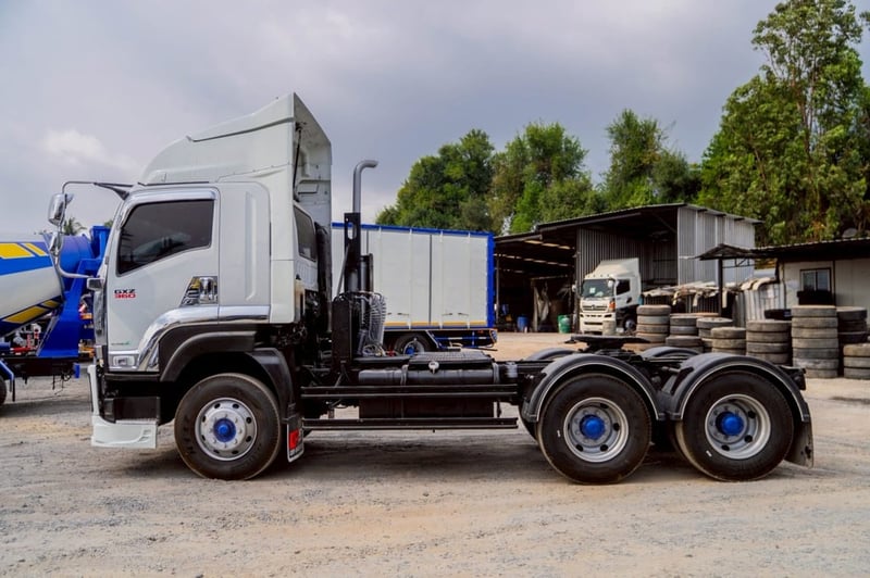 ISUZU GXZ 360แรงม้า รถบรรทุก หัวลาก 10ล้อ หัวลาก เฉพาะหัว ปี2015 ISUZU GXZ 360แรงม้า รถบรรทุก หัวลาก 10ล้อ หัวลาก เฉพาะหัว ปี2015