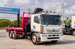 HINO FG 212แรงม้า รถบรรทุก 6ล้อ กระบะเหล็กติดเครน ปี2013 HINO FG 212แรงม้า รถบรรทุก 6ล้อ กระบะเหล็กติดเครน ปี2013