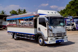 ISUZU FRR 210แรงม้า รถบรรทุก 6ล้อ สองแถว ปี2013