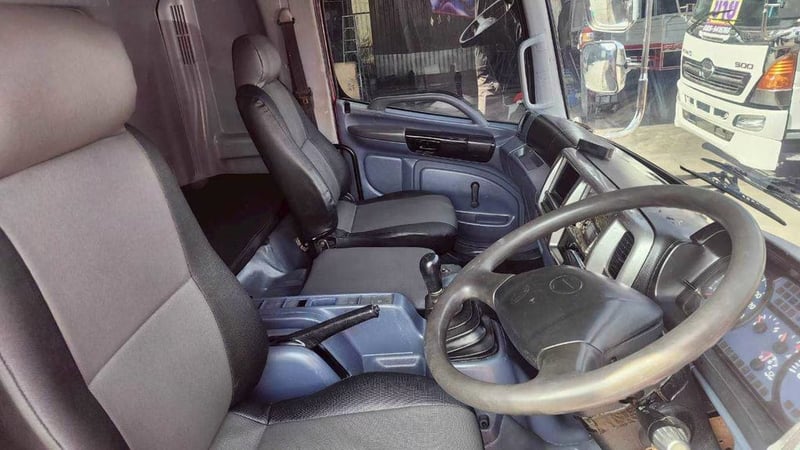 HINO FL 251แรงม้า รถบรรทุก 10ล้อ บรรทุกน้ำ ปี2010 HINO FL 251แรงม้า รถบรรทุก 10ล้อ บรรทุกน้ำ ปี2010