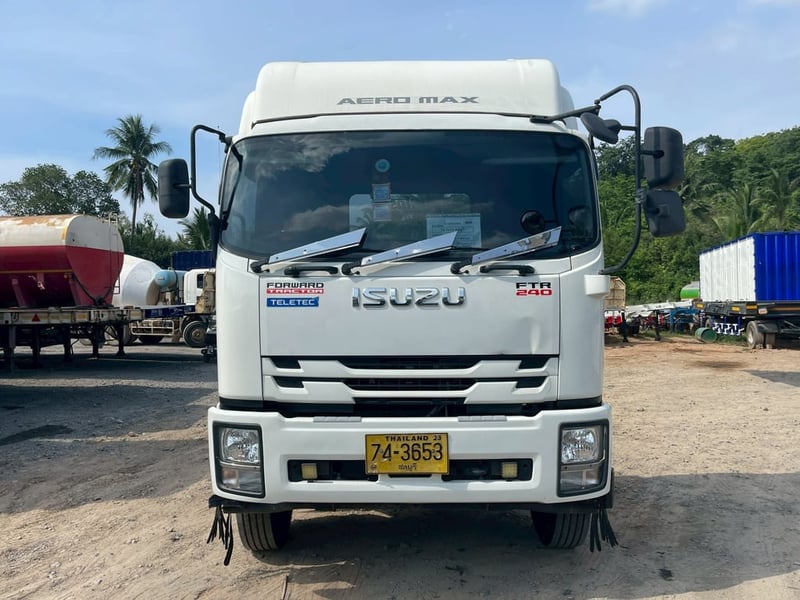 ISUZU FTR 240แรงม้า รถบรรทุก 6ล้อ หัวลาก เฉพาะหัว ปี2022