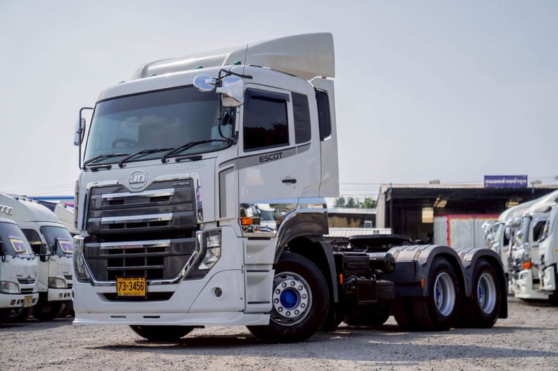 UD GWE 390แรงม้า รถบรรทุก หัวลาก 10ล้อ หัวลาก เฉพาะหัว ปี2021