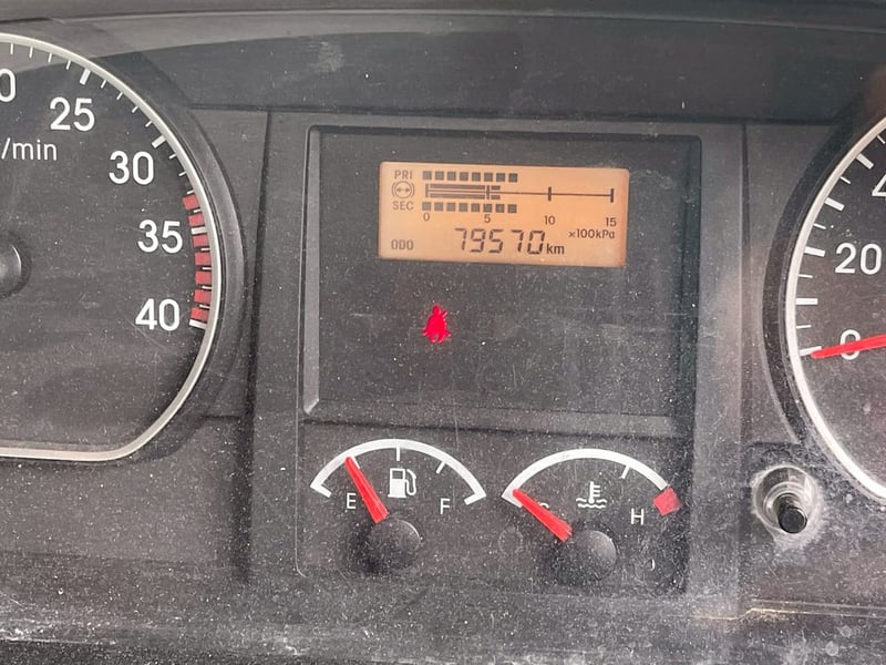 ISUZU FRR 190แรงม้า รถบรรทุก 6ล้อ โม่ผสมปูน ปี2018 เลขไมล์ 79,570 กม.