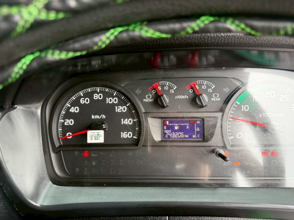 รถน้ำมัน HINO FL8J 260 แรงม้า 10 ล้อ บรรทุกนำ้มัน 15000 ลิตร รถน้ำมัน HINO FL8J 260 แรงม้า 10 ล้อ บรรทุกนำ้มัน 15000 ลิตร