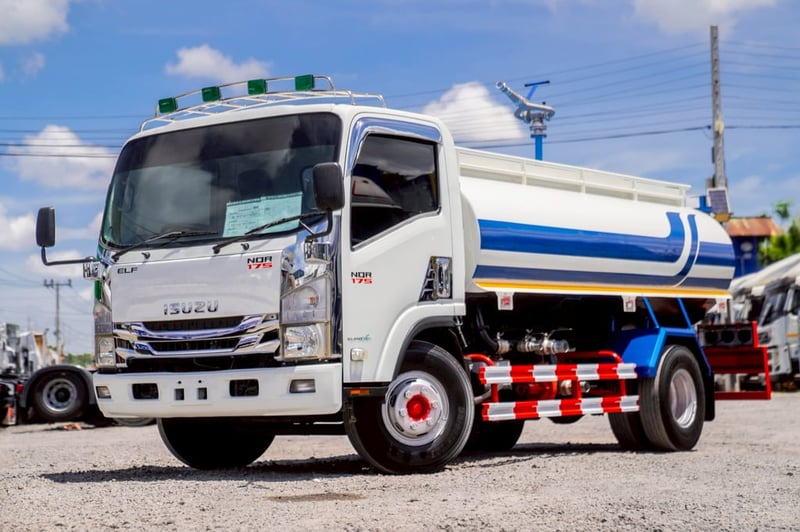 ISUZU FRR 190แรงม้า รถบรรทุก 6ล้อ บรรทุกน้ำ ปี2016