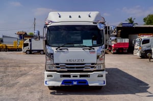 ISUZU FRR 210แรงม้า รถบรรทุก 6ล้อ สองแถว ปี2013