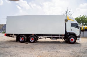 ISUZU FVM 300แรงม้า รถบรรทุก 10ล้อ ตู้เย็น ปี2017 ISUZU FVM 300แรงม้า รถบรรทุก 10ล้อ ตู้เย็น ปี2017