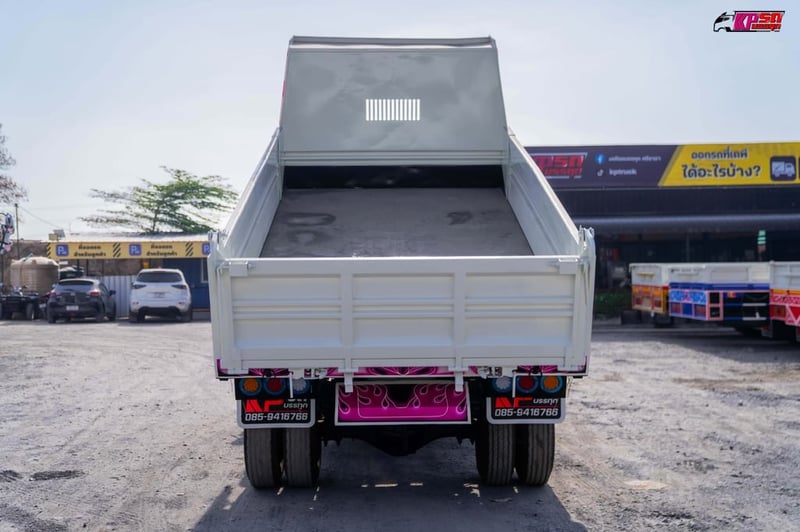 HINO FC 210แรงม้า รถบรรทุก 6ล้อ ดั้มพ์ ปี2017 HINO FC 210แรงม้า รถบรรทุก 6ล้อ ดั้มพ์ ปี2017
