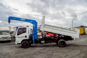 ISUZU NPR 150แรงม้า รถบรรทุก 6ล้อ กระบะเหล็กติดเครน ปี2013 เลขไมล์น้อยกว่า 100,000 กม. ISUZU NPR 150แรงม้า รถบรรทุก 6ล้อ กระบะเหล็กติดเครน ปี2013 เลขไมล์น้อยกว่า 100,000 กม.