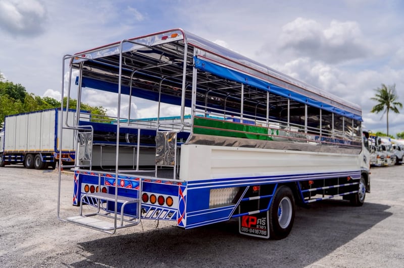 HINO FG 212แรงม้า รถบรรทุก 6ล้อ สองแถว ปี2003