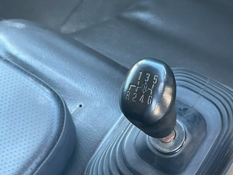 ISUZU FRR 210แรงม้า รถบรรทุก 6ล้อ ตู้แห้ง ปี2009 ISUZU FRR 210แรงม้า รถบรรทุก 6ล้อ ตู้แห้ง ปี2009