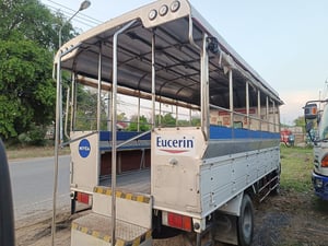 HINO expert 150แรงปี 59 รถบรรทุก สองแถว ปี2016