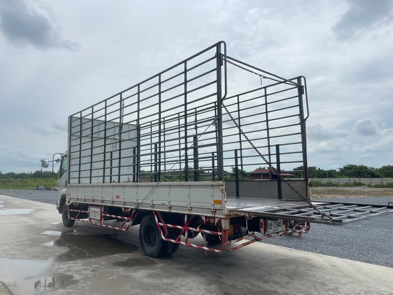 ISUZU FRR 190แรงม้า รถบรรทุก 6ล้อ กระบะคอกสูง ปี2012 เลขไมล์ 133,333 กม.