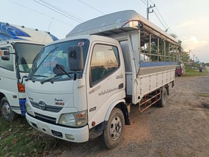 HINO expert 150แรงปี 59 รถบรรทุก สองแถว ปี2016