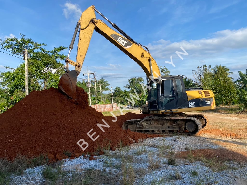 CAT320D สุราษฎร์ธานี
