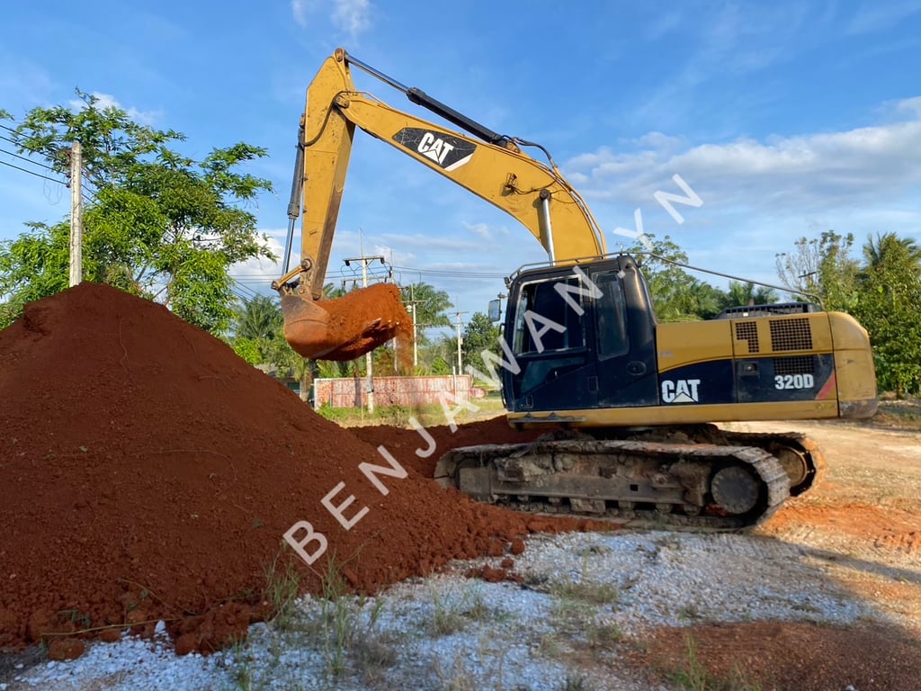 CAT320D สุราษฎร์ธานี