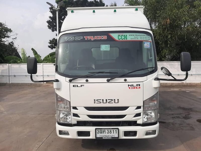 ISUZU NLR 2,400แรงม้า รถบรรทุก 4ล้อ ตู้แห้ง ปี2020 เลขไมล์น้อยกว่า 100,000 กม.