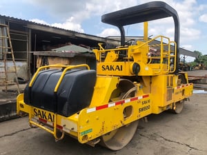 รถบดสั่นสะเทือน 10 ตัน Sakai SW800-VSW25-4XXXX สภาพสวย