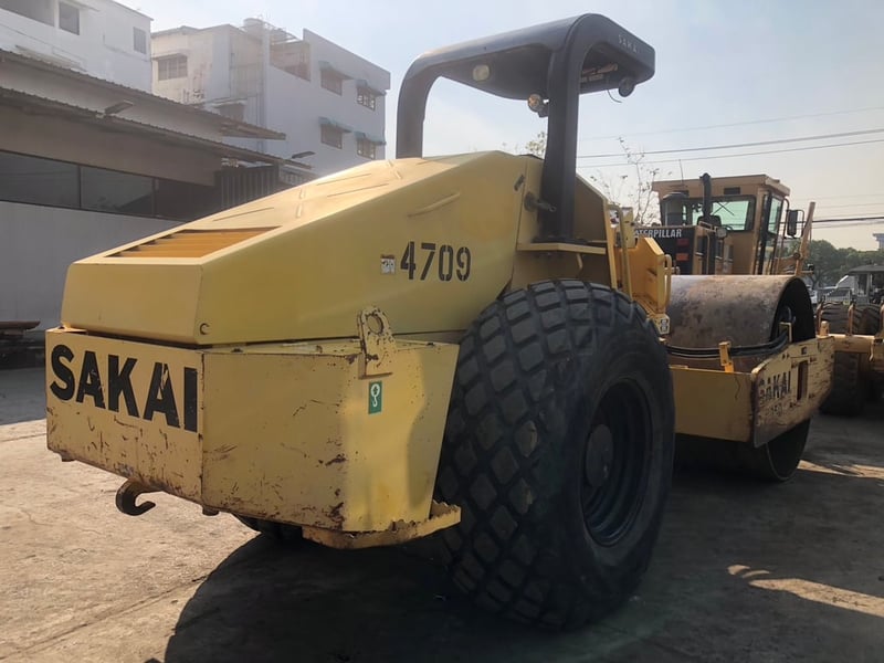 รถบดสั่นสะเทือน 10 ตัน SAKAI SV505D-VSV16-50XXX นำเข้าจากอเมริกา สภาพเยี่ยม