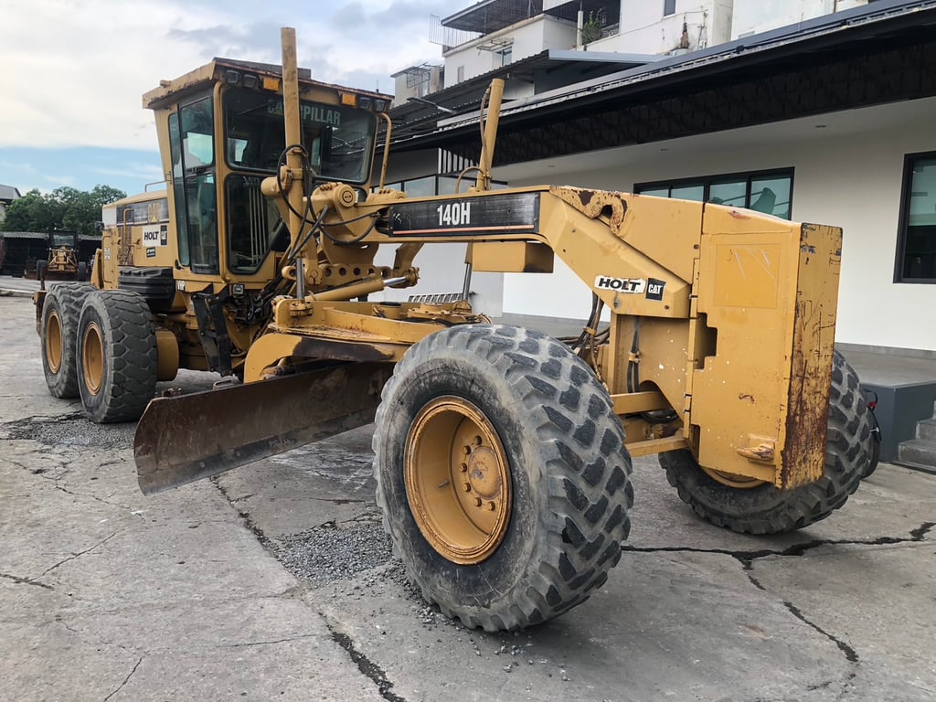 รถเกรด Cat140H-CCA-XXX42 ถังดำ แรงดี รถเกรด Cat140H-CCA-XXX42 ถังดำ แรงดี
