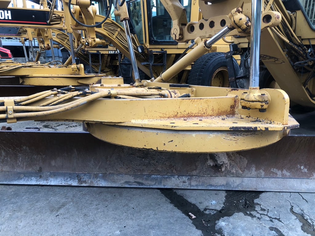 รถเกรด Cat140H-CCA-XXX42 ถังดำ แรงดี รถเกรด Cat140H-CCA-XXX42 ถังดำ แรงดี