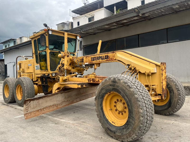 รถเกรด Cat140G-72V-17XXX สวย สภาพดี แรง เน้นๆ รถเกรด Cat140G-72V-17XXX สวย สภาพดี แรง เน้นๆ