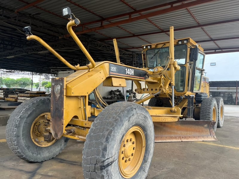 รถเกรด Cat140H-APM-XXX77 ถังดำ สภาพดี เครื่องแรง