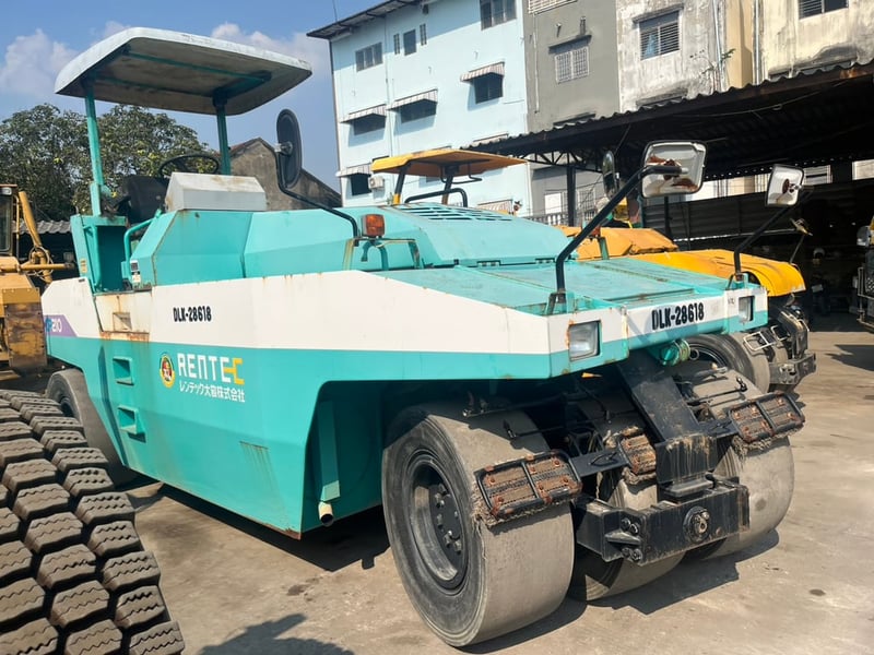 รถบด 10 ตัน 7 ล้อยาง Hitachi CP210-XXX21 เครื่อง ISUZU