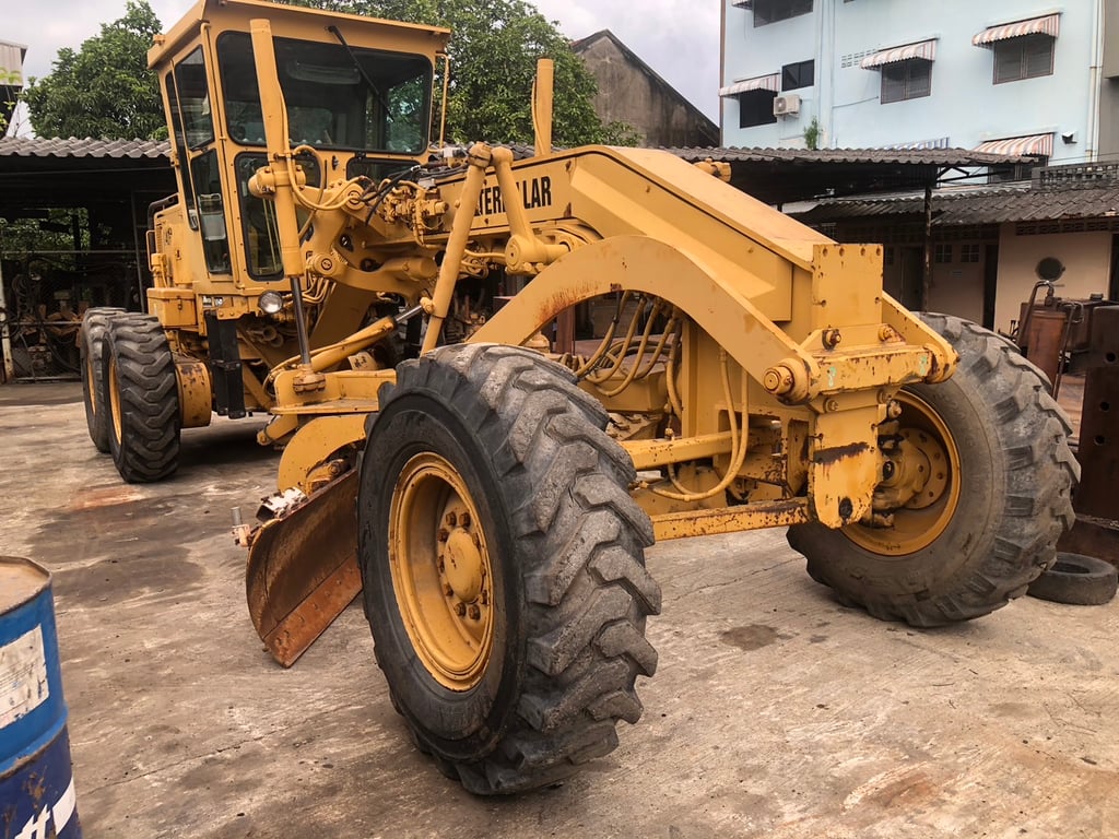 รถเกรด Cat140G-5MD-03XXX รุ่นนี้นานนานมาทีหายาก รถเกรด Cat140G-5MD-03XXX รุ่นนี้นานนานมาทีหายาก