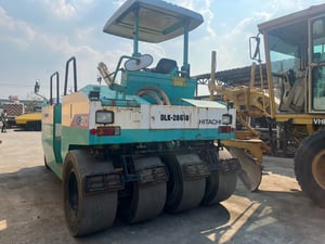 รถบด 10 ตัน 7 ล้อยาง Hitachi CP210-XXX21 เครื่อง ISUZU