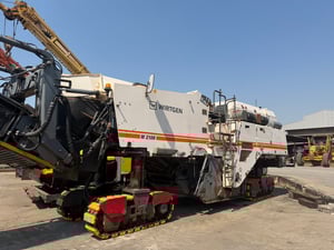 รถขูดไส Wirtgen W2100-XXXXXX63 เครื่อง Cat C18 งวงพับได้