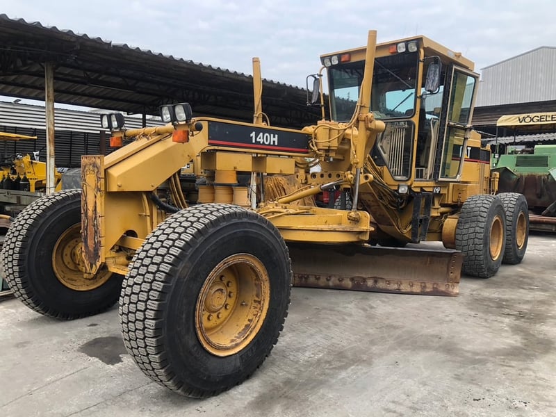 รถเกรด Cat140H-2ZK-XXX52 สภาพดี พึ่งเข้ามา