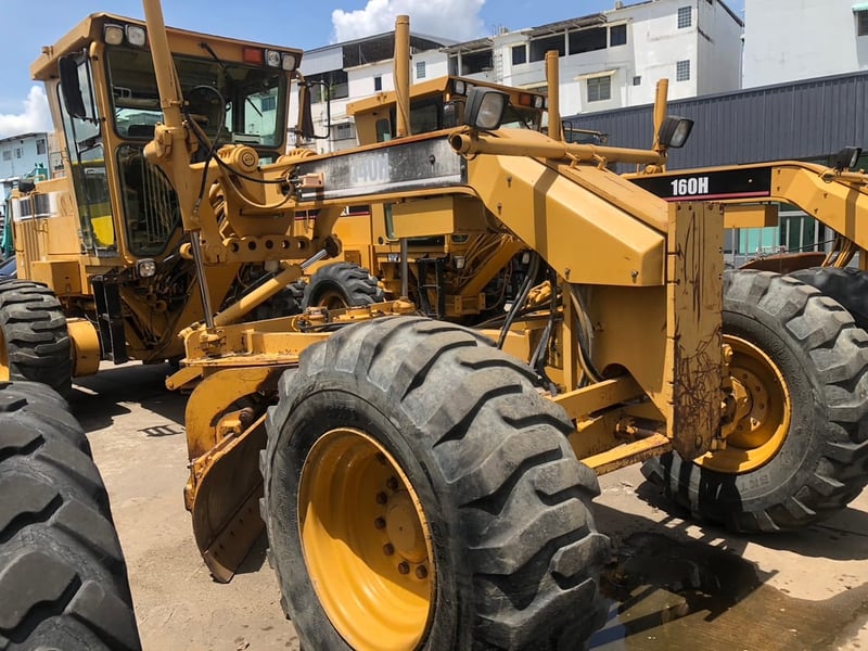 รถเกรด Cat140-2ZK-03XXX สภาพดี สวยสวย