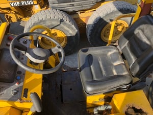 รถบด 7 ล้อยาง 10 ตัน Sakai TZ701-1-3XXXX ชั่วโมงน้อยน่าใช้