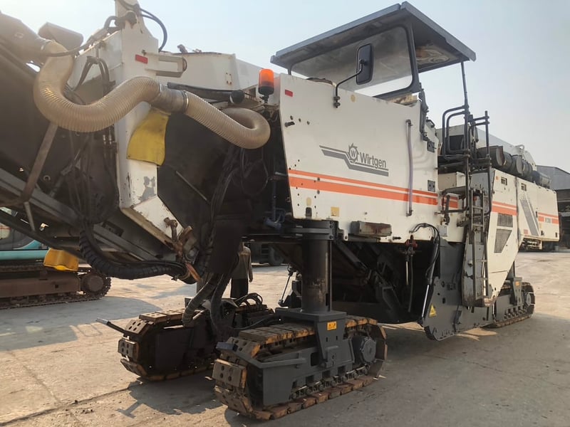 รถขูดไสถนน Wirtgen W2100-092XXX29 แรงแรง สภาพสวย พร้อมใช้งาน