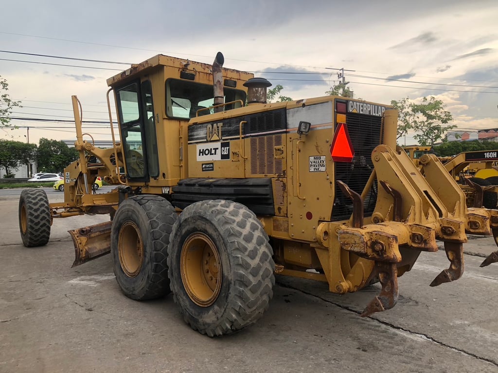 รถเกรด Cat140H-CCA-XXX42 ถังดำ แรงดี รถเกรด Cat140H-CCA-XXX42 ถังดำ แรงดี
