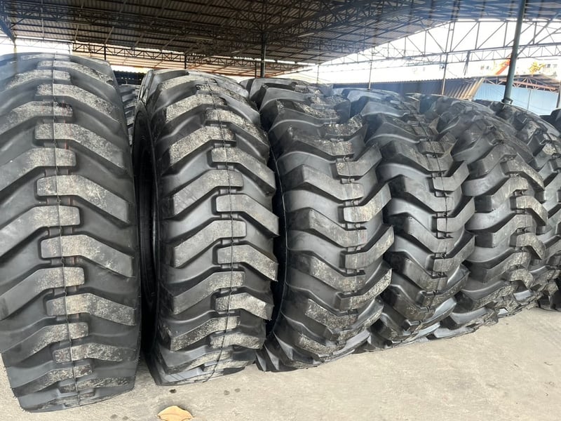 ยางนอก ขนาด 14.00-24 และ ขนาด 17.5-25